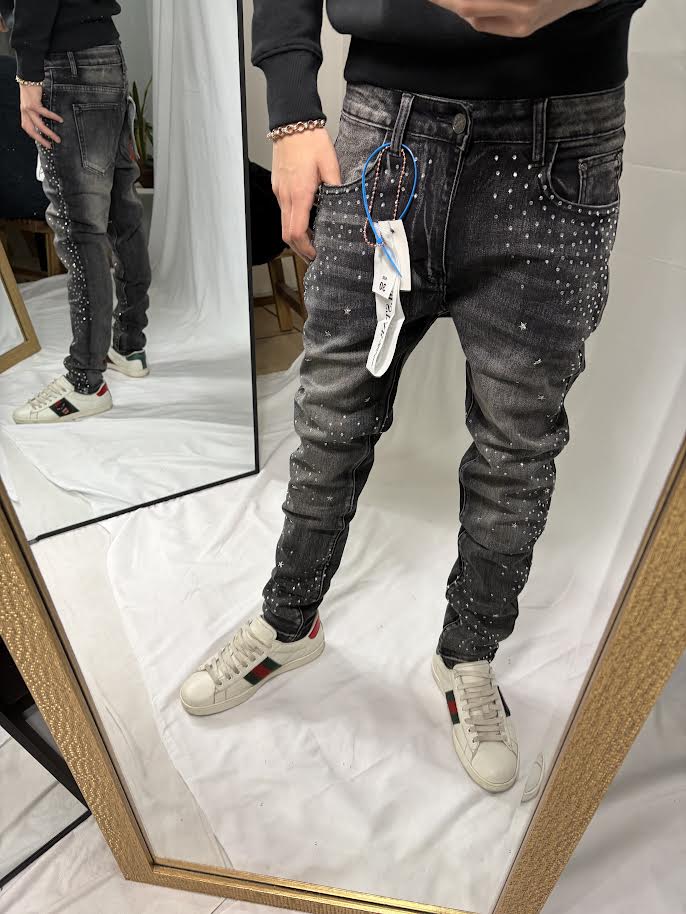 Jeans gris con piedras exclusivas