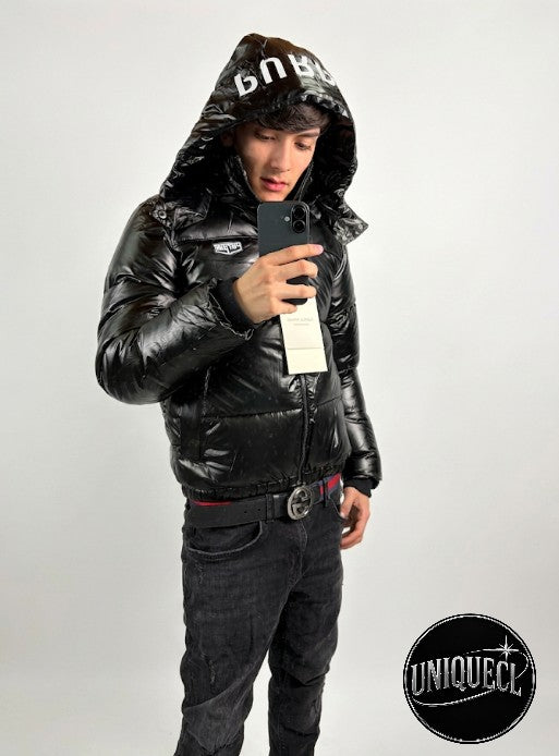 Chaqueta Puffer Brillante Negra con Capucha Desmontable